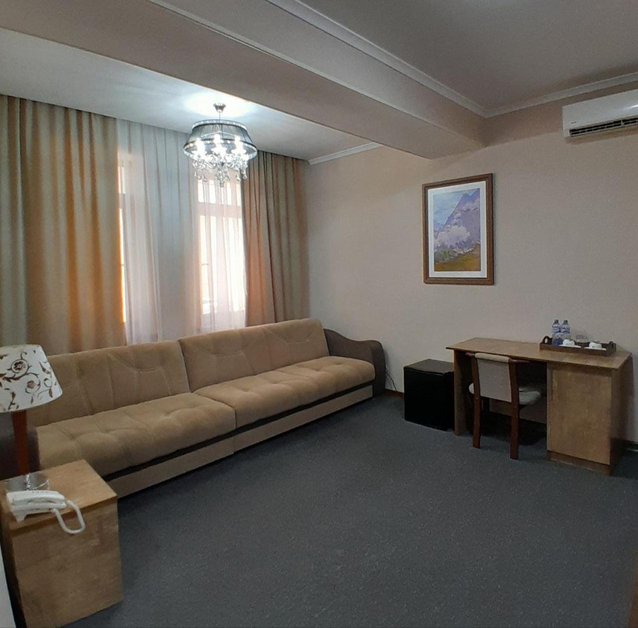 Hotel Bek Samarcanda Exterior foto