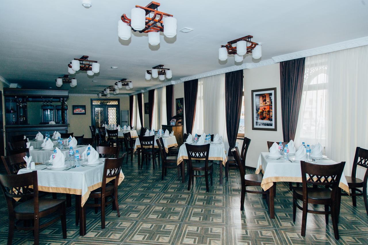 Hotel Bek Samarcanda Exterior foto